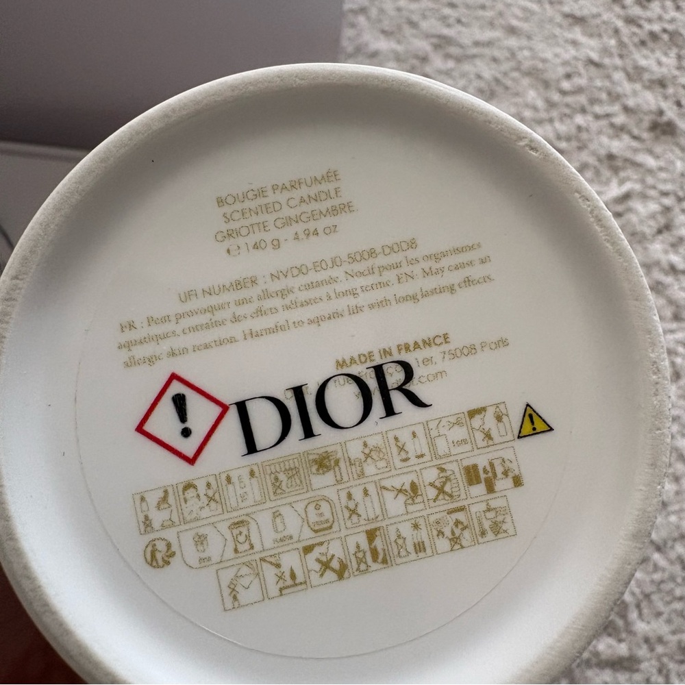 Dior Elegant Blue and White Candle Duo - Picture 9 of 16